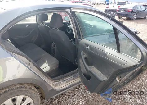 2013 Volkswagen Jetta 2.0L S из США, поврежденный, VIN 3VW1K7AJ0DM253818